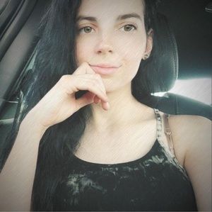 Meet your Posher, Melany